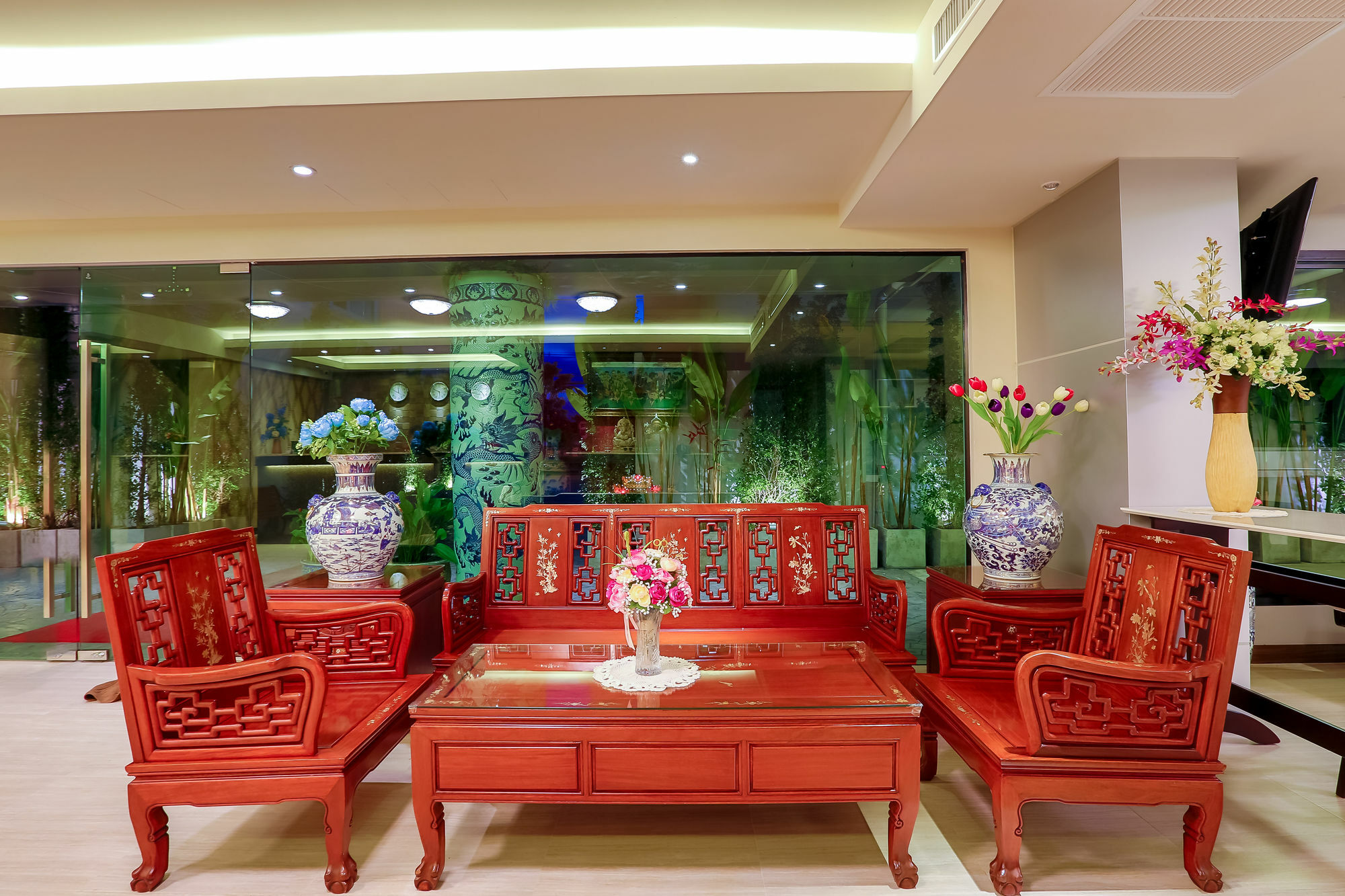 Rung Aroon Hotel By Le Siri Chiang Mai Exterior photo